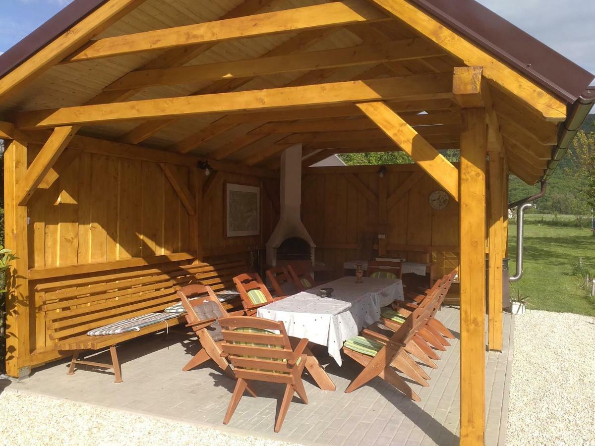 Penzion Anika Krasnohorska Dlha Luka Экстерьер фото